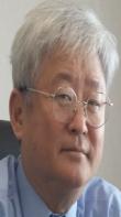 일하는 노인이 많은 나라 기사 이미지