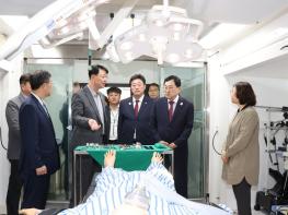 경주 황성공원에 ‘이동형 병원’ 설치… APEC 정상회의 대비 실전훈련 기사 이미지