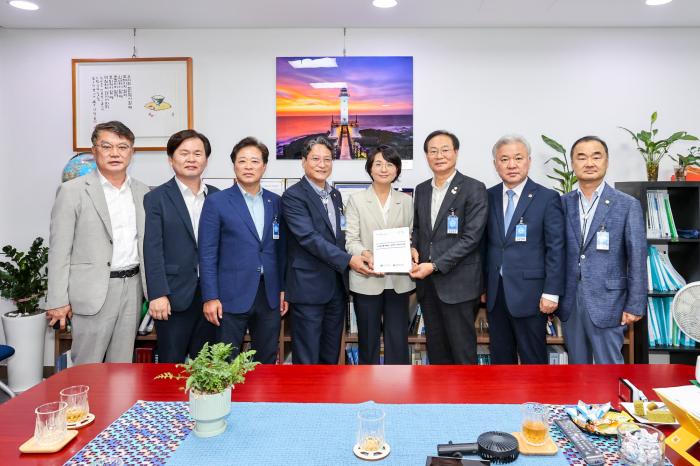 20250716 경상북도의회 산불대책특별위원회 국회방문보도자료