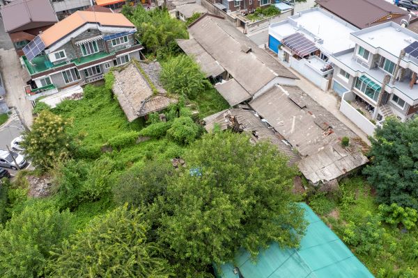 20년 방치된 주조장이 주민들의 주차장 탈바꿈 된다사진칠곡군 제공