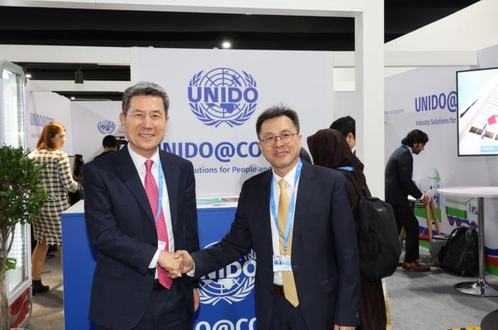 250820 포항시 글로벌 저탄소 철강 허브 도약저탄소 철강 글로벌 워크숍 개최