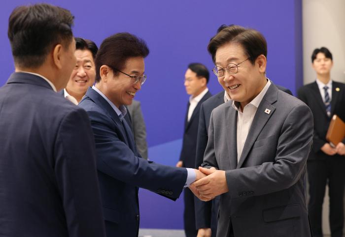 5참고1일시도지사협의회방문장면