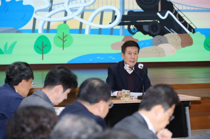 251205 이강덕 시장 포항 미래 경쟁력 강화로 시민이 체감하는 변화 만들어 갈 것1