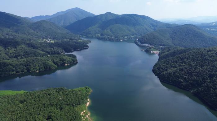 11 경주시 상수도 주요 수원지인 덕동호 전경
